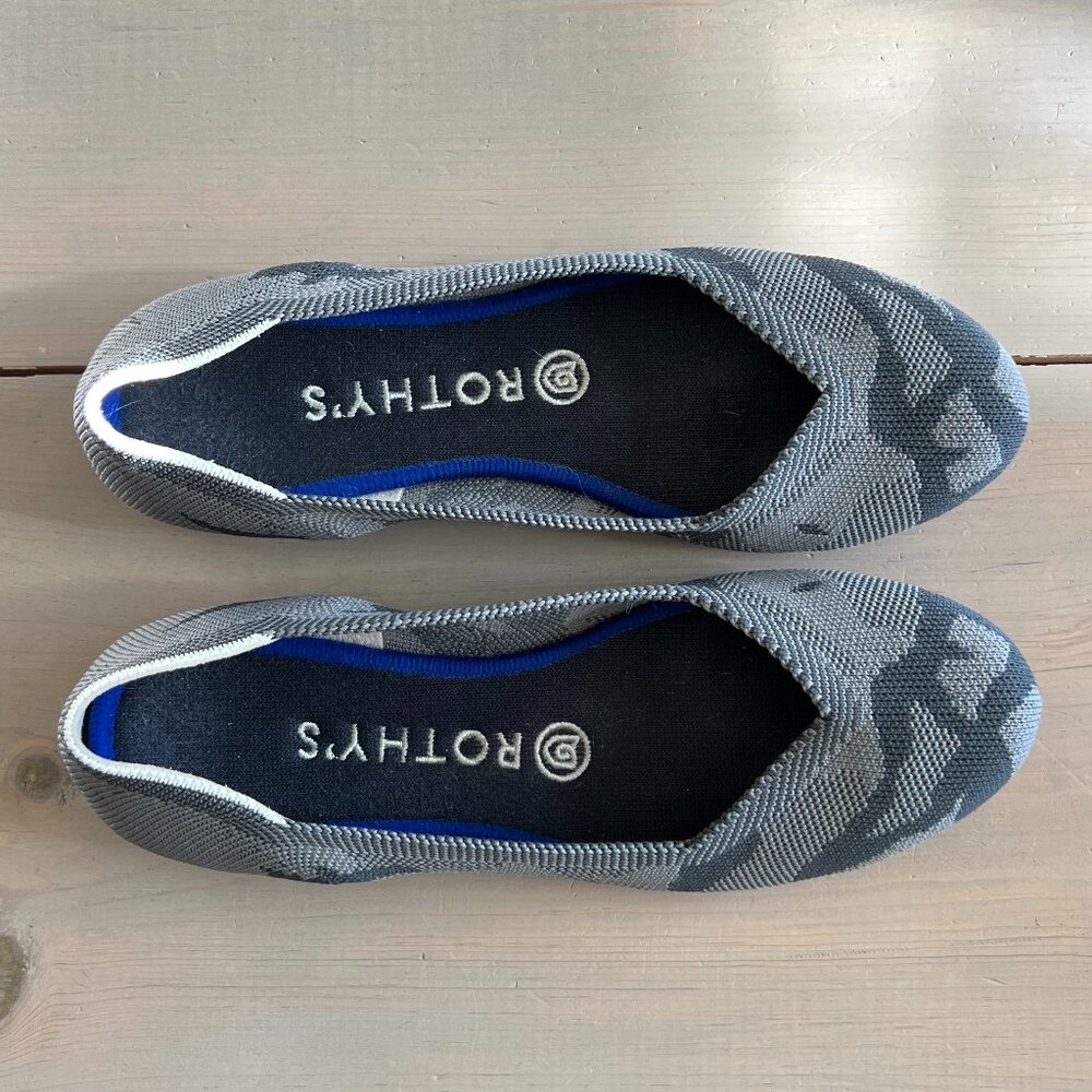 Rothys - The Flat in grey camouflage - Picture 2 of 6